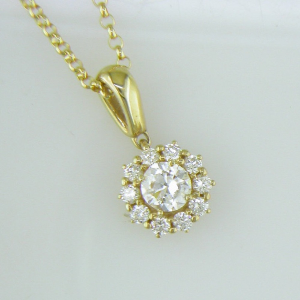 14k 3/4ctw diamond halo/cluster pendant